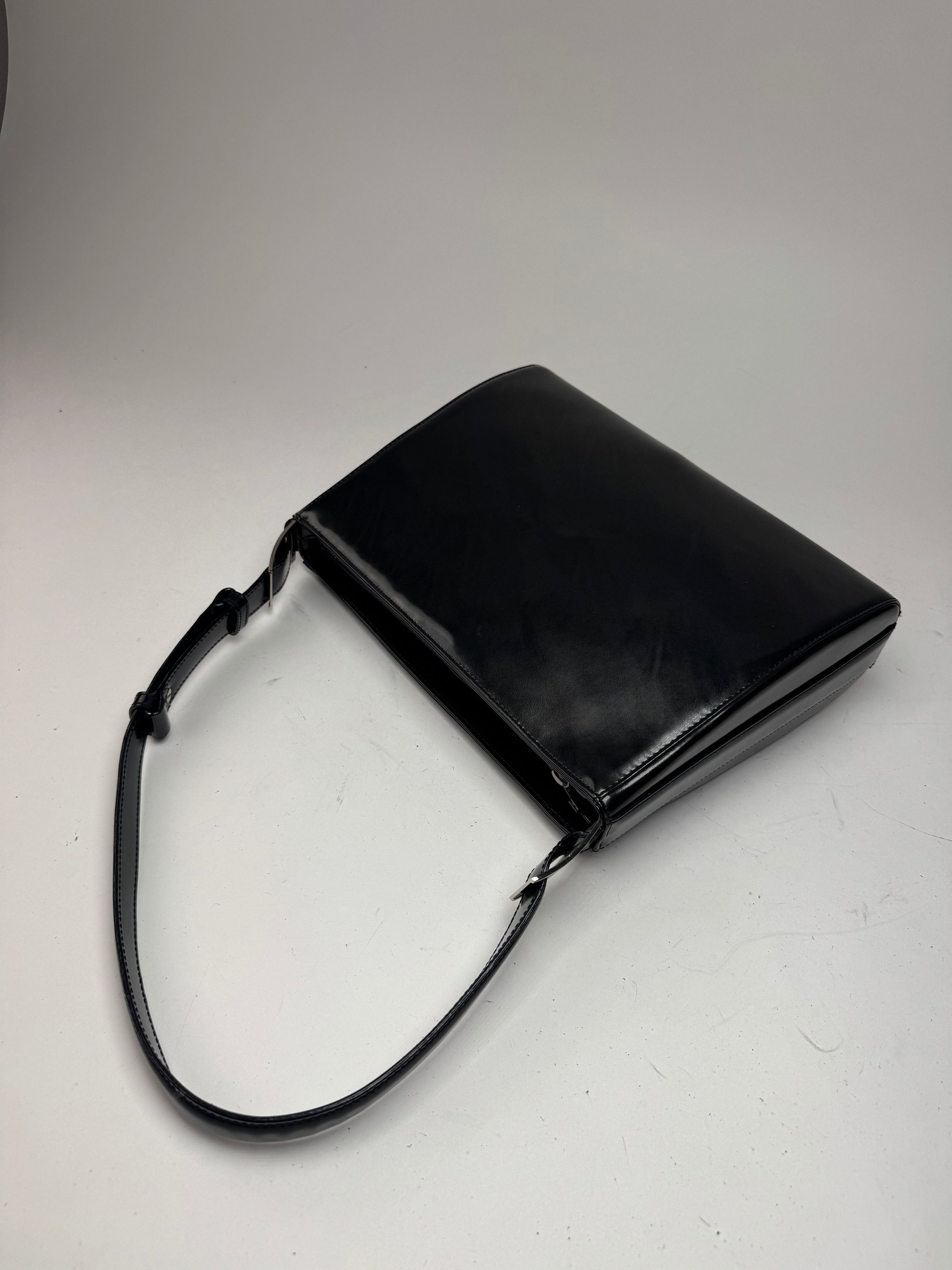 Salvatore Ferragamo Vintage Patent Leather Bag black Size ONE SIZE - 10 Thumbnail