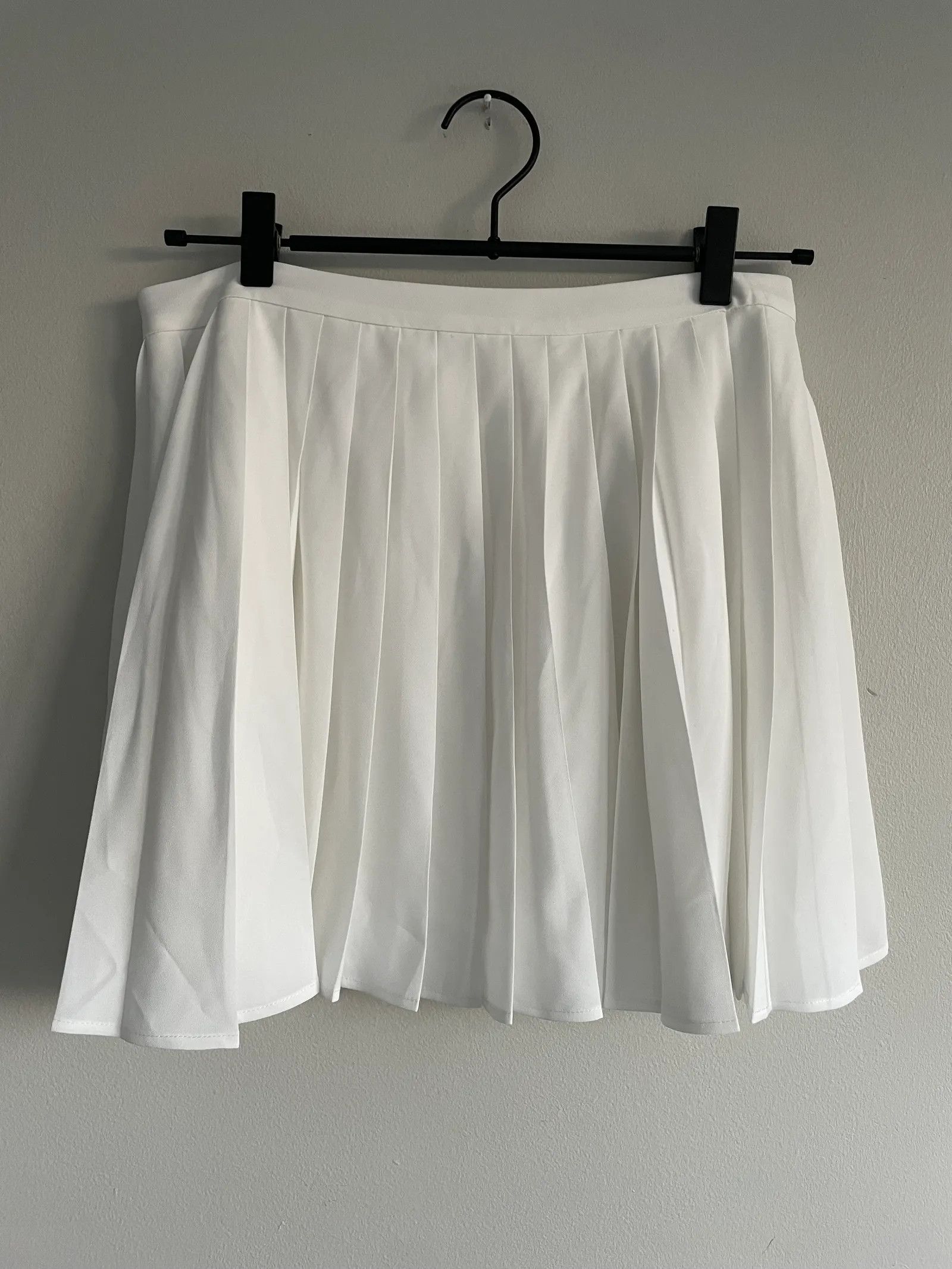 Weekday Weekday Tennis Mini Skirt Skirt Size 27" / US 4 / IT 40 - 3 Thumbnail