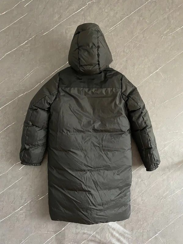 Burberry Burberry Black Women's Down Coat Size L / US 10 / IT 46 - 2 Thumbnail