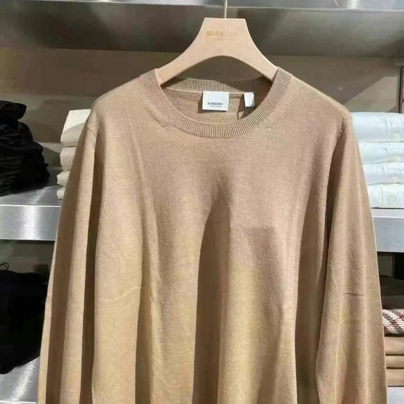 Burberry Burberry Khaki Wool Logo Knit Top for Women Size M / US 6-8 / IT 42-44 - 2 Thumbnail