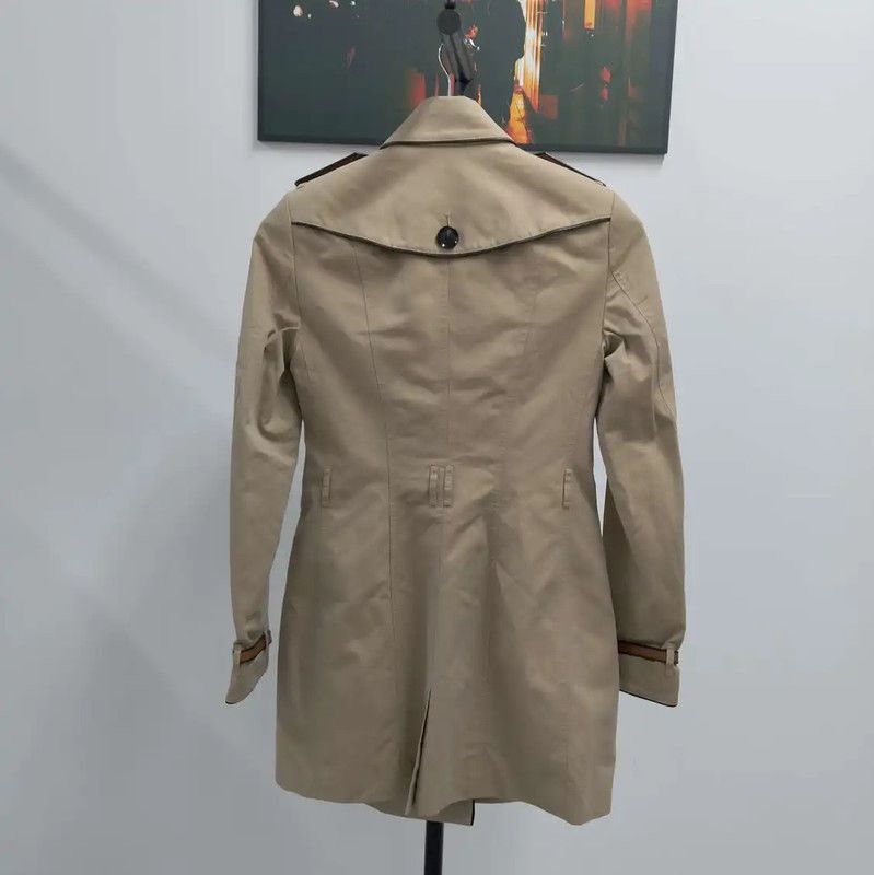 Burberry Burberry Women's Long Khaki Trench Coat Size M / US 6-8 / IT 42-44 - 2 Thumbnail