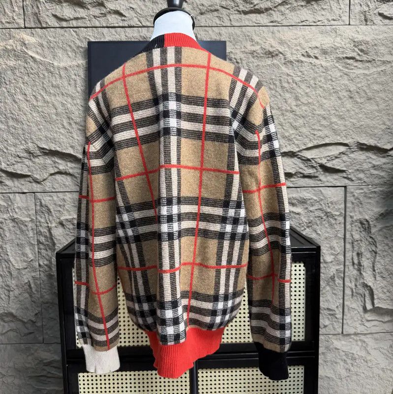 Burberry Burberry Color-Block Wool Knit Sweater Size L / US 10 / IT 46 - 2 Thumbnail