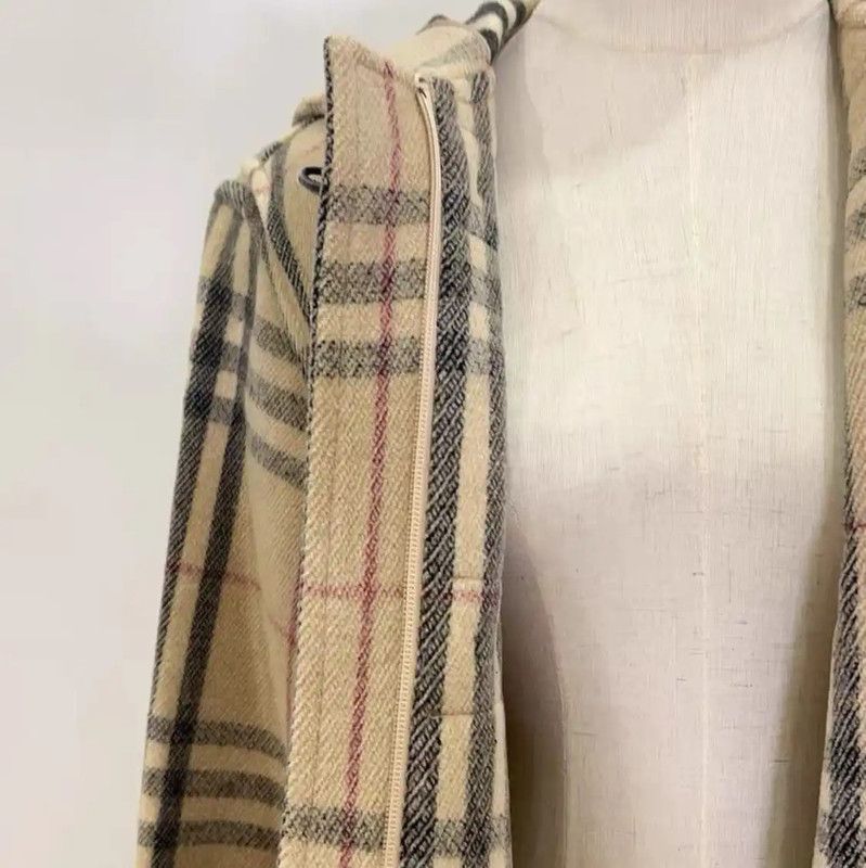 Burberry Burberry Women's Khaki Wool Duffle Coat Size M / US 6-8 / IT 42-44 - 4 Thumbnail