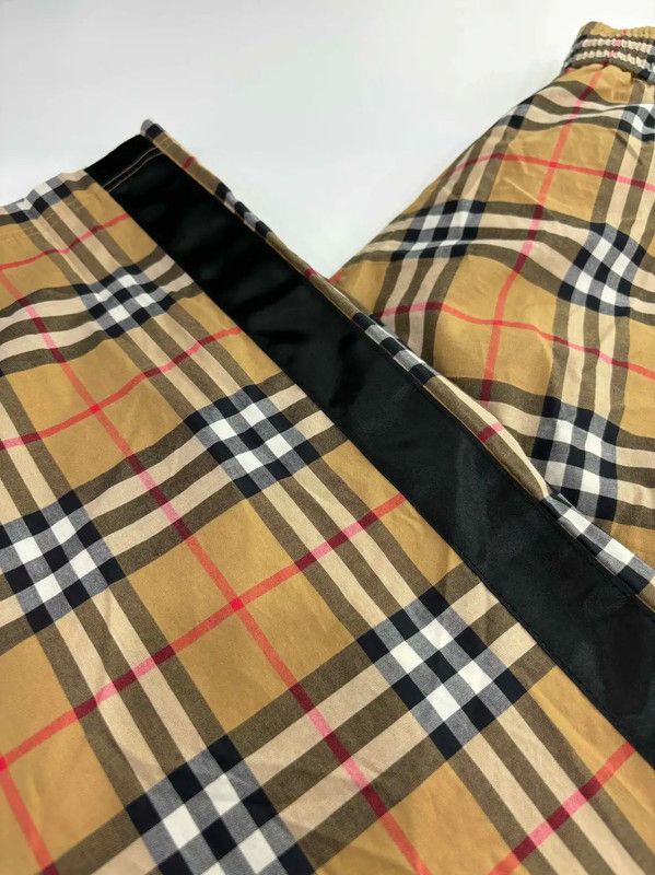 Burberry Burberry Khaki Check Pattern Women's Casual Pants Size 23" - 4 Thumbnail