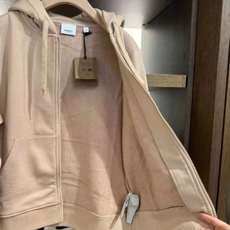 Burberry Burberry Khaki Cotton Logo Hoodie for Women Size M / US 6-8 / IT 42-44 - 7 Thumbnail