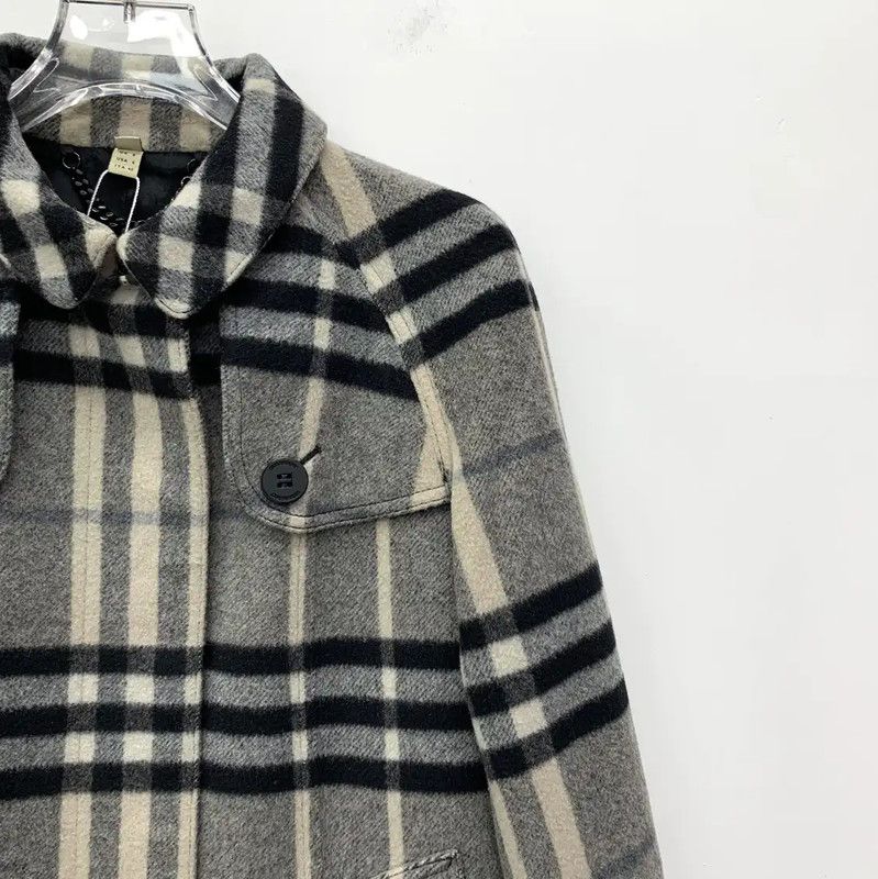 Burberry Burberry Women's Colorblock Wool Coat Size M / US 6-8 / IT 42-44 - 3 Thumbnail
