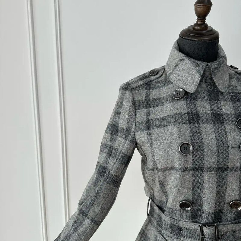 Burberry Burberry Gray Plaid Women's Trench Coat Size M / US 6-8 / IT 42-44 - 4 Thumbnail