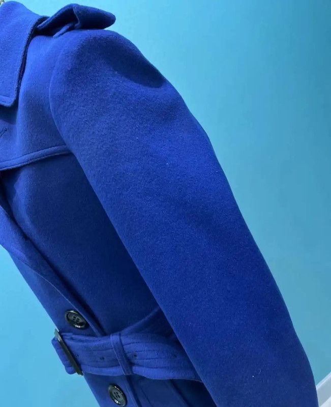 Burberry Burberry Blue Wool Winter Coat for Women Size M / US 6-8 / IT 42-44 - 3 Thumbnail