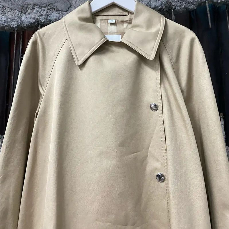 Burberry Burberry Khaki Long Trench Coat for Women Size ONE SIZE - 3 Thumbnail