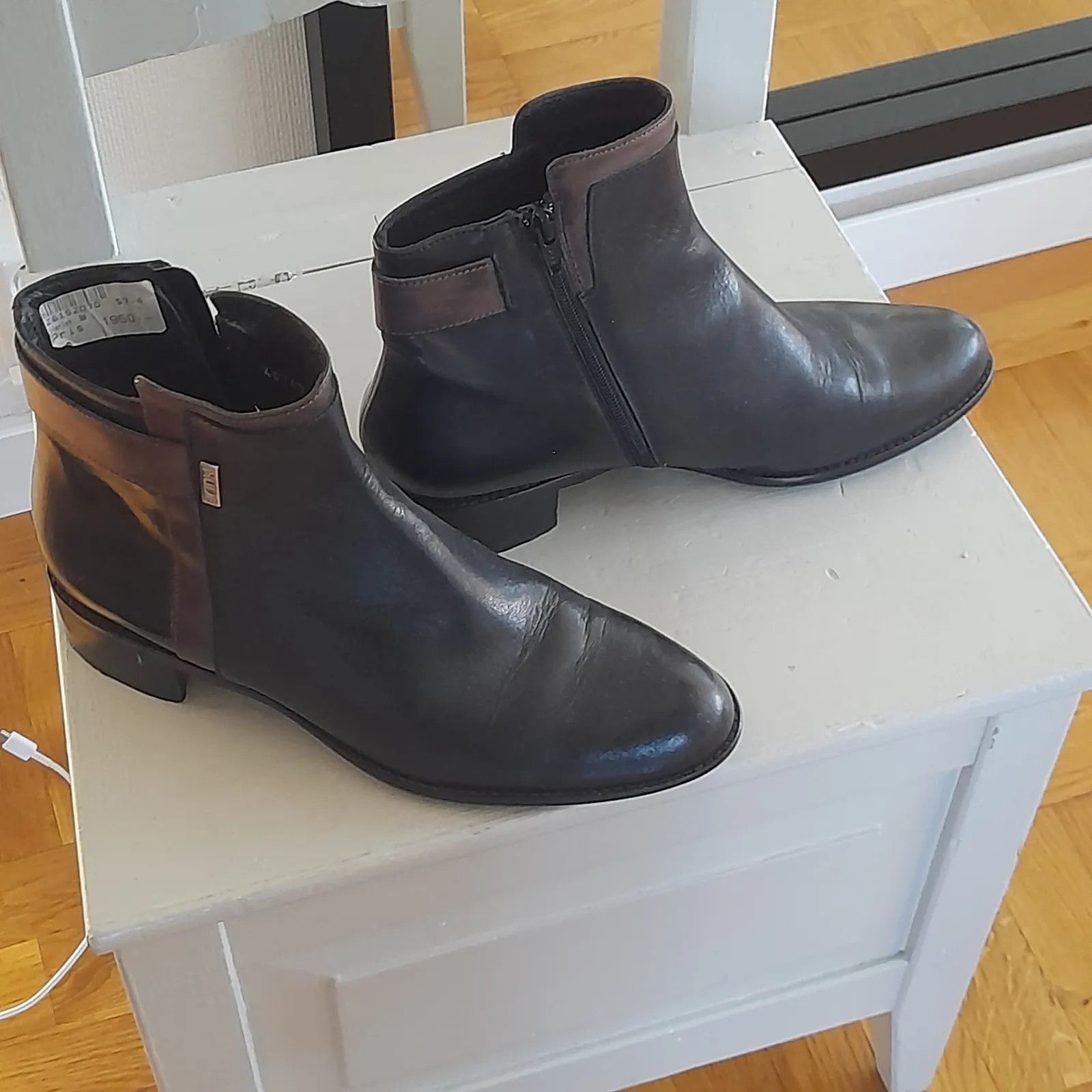 Nude Nude Boots Size US 8 / IT 38 - 2 Thumbnail
