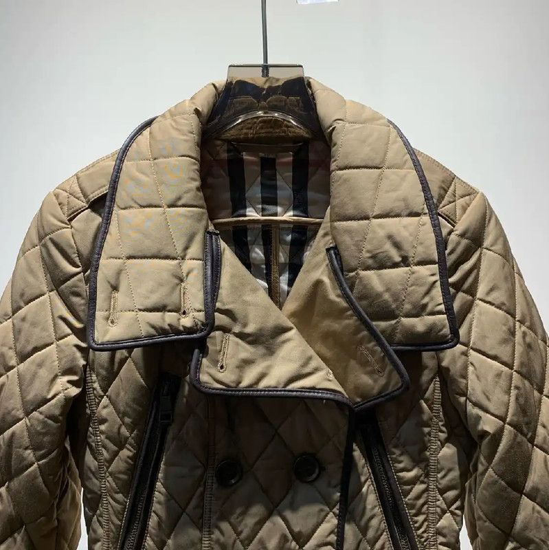 Burberry Burberry Quilted Cotton Jacket in Khaki Size XS / US 0-2 / IT 36-38 - 3 Thumbnail