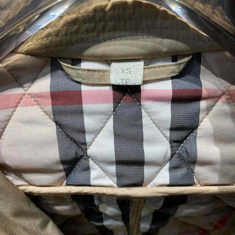 Burberry Burberry Quilted Cotton Jacket in Khaki Size XS / US 0-2 / IT 36-38 - 5 Thumbnail