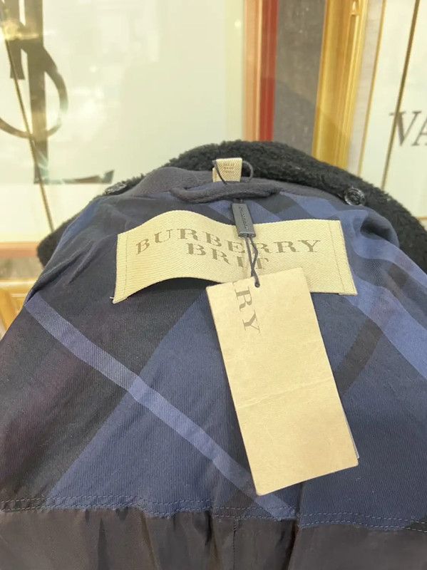Burberry Burberry Women's Blue Wool Coat with Shearling Collar Size M / US 6-8 / IT 42-44 - 4 Thumbnail