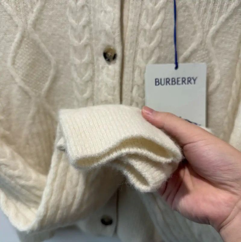 Burberry Burberry Women’s Cream Wool Cardigan Sweater Size S / US 4 / IT 40 - 6 Thumbnail