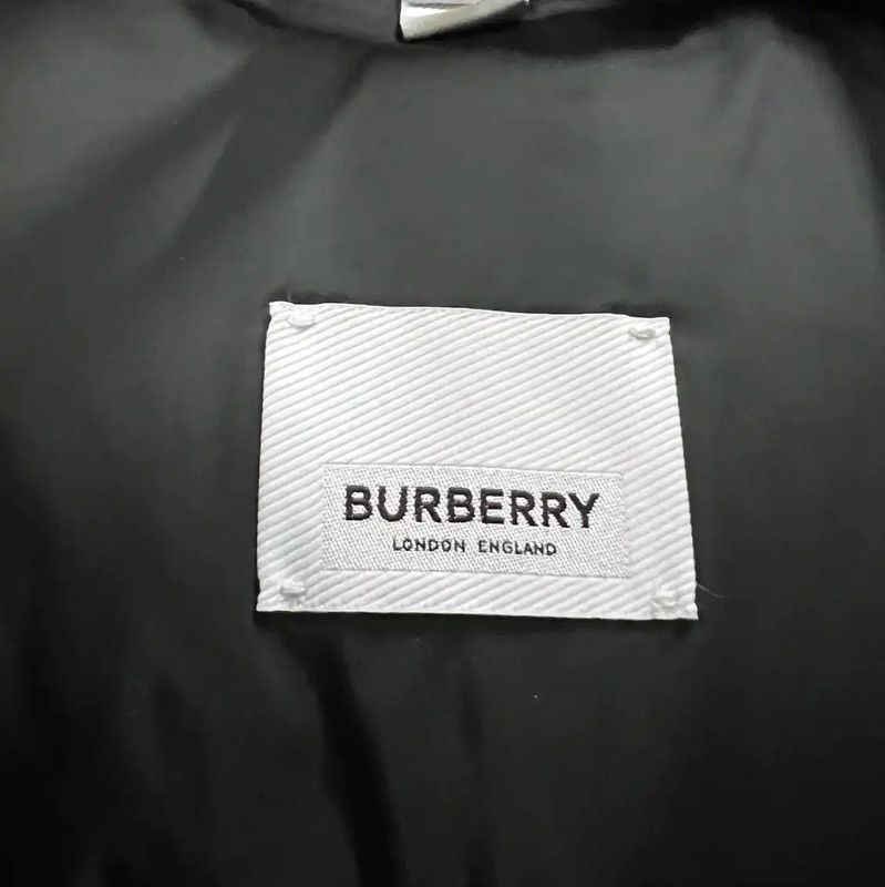Burberry Burberry Khaki Short Down Jacket for Women Size S / US 4 / IT 40 - 4 Thumbnail