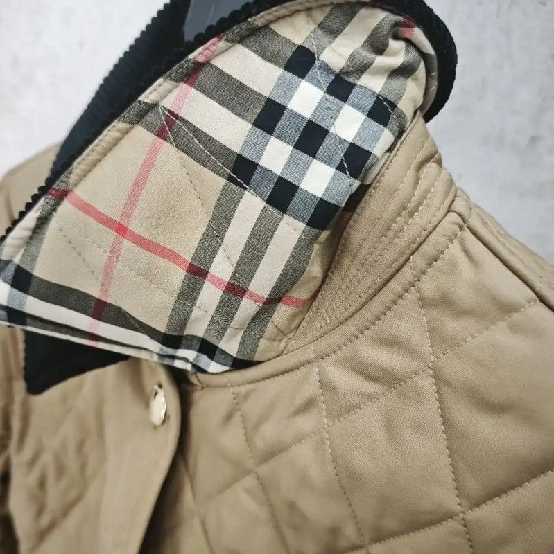 Burberry Burberry Quilted Short Jacket in Camel Size M / US 6-8 / IT 42-44 - 7 Thumbnail