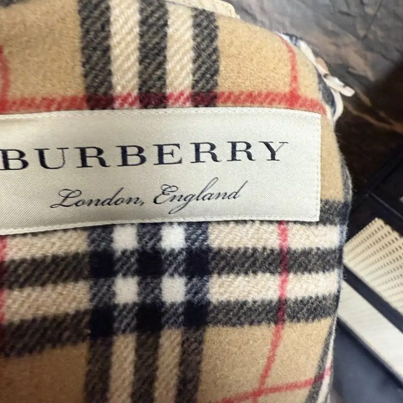 Burberry Burberry Woolen Duffle Coat for Women Size M / US 6-8 / IT 42-44 - 3 Thumbnail