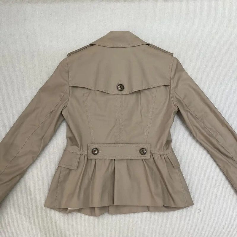Burberry Burberry Women's Short Trench Coat in Khaki Size S / US 4 / IT 40 - 2 Thumbnail