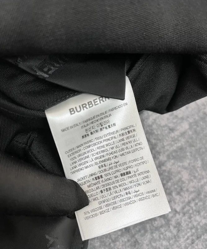 Burberry Burberry Black Wool Sleeveless Cardigan Size S / US 4 / IT 40 - 7 Thumbnail