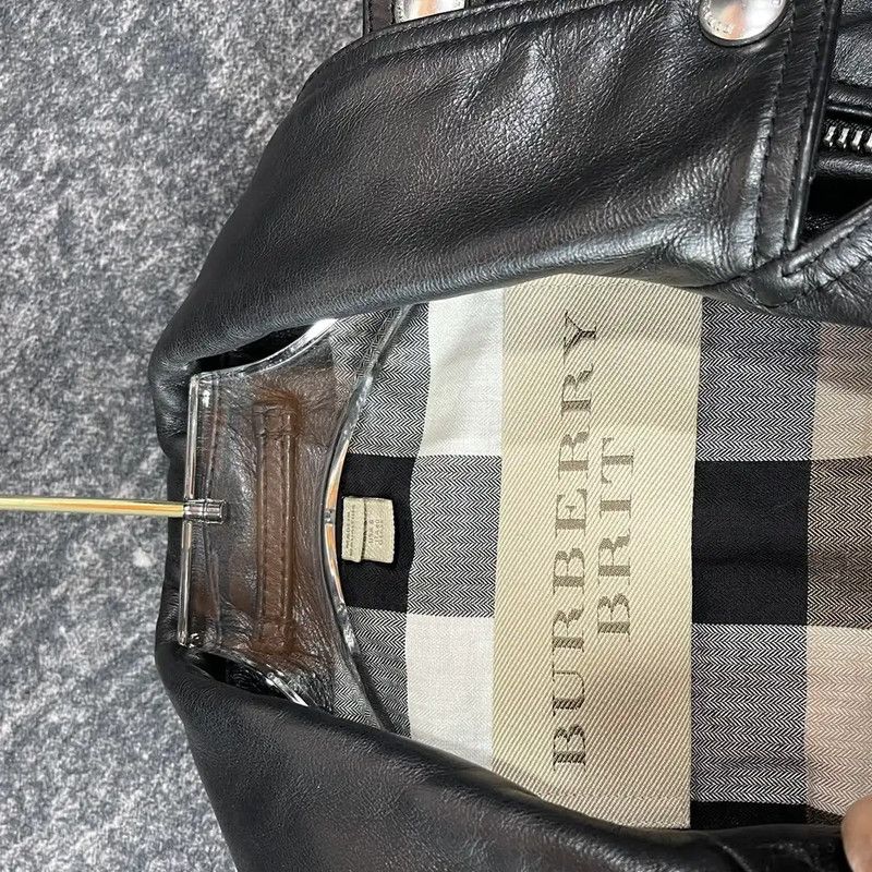 Burberry Burberry Women's Winter Black Leather Jacket Size M / US 6-8 / IT 42-44 - 6 Thumbnail