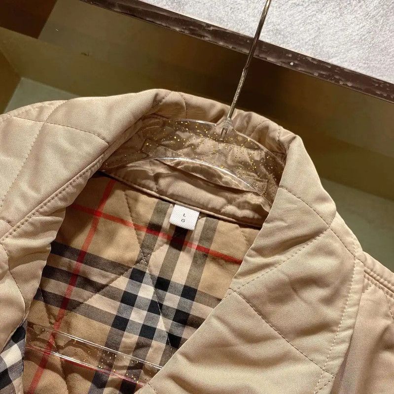 Burberry Burberry Quilted Beige Cotton Women's Jacket Size L / US 10 / IT 46 - 7 Thumbnail