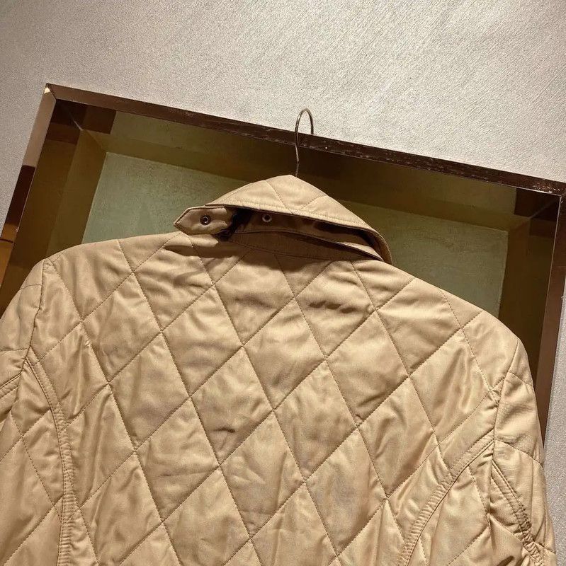 Burberry Burberry Quilted Beige Cotton Women's Jacket Size L / US 10 / IT 46 - 4 Thumbnail