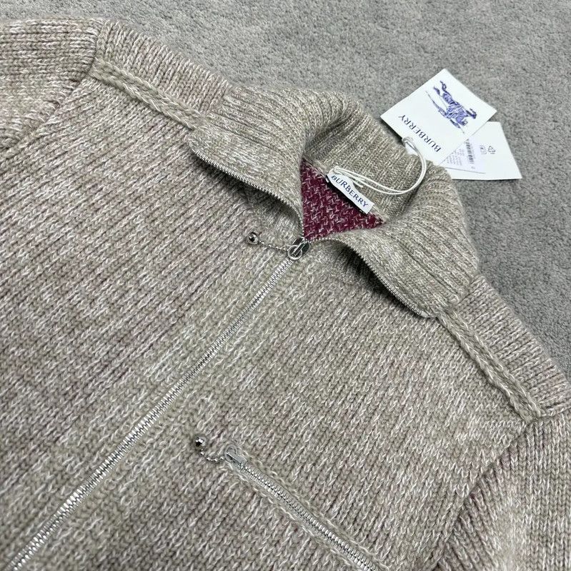 Burberry Burberry XS Grey Wool Long Sleeve Cardigan Size XS / US 0-2 / IT 36-38 - 2 Thumbnail