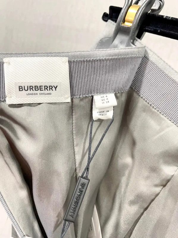 Burberry Burberry Gray Wool Women's Pencil Skirt Size 27" / US 4 / IT 40 - 8 Thumbnail