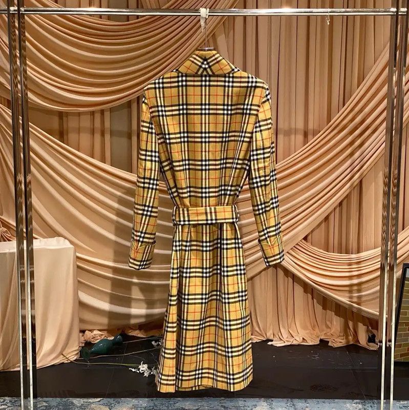 Burberry Burberry Yellow Check Wool Women's Coat Size M / US 6-8 / IT 42-44 - 2 Thumbnail