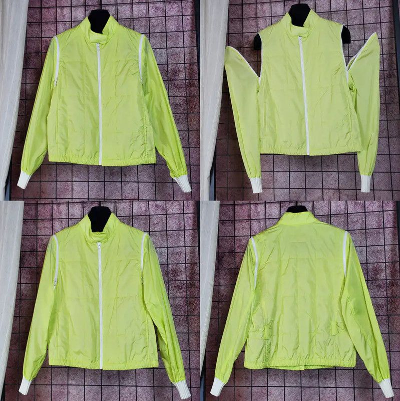 Burberry Burberry Women's Neon Short Sleeve Jacket Size S / US 4 / IT 40 - 2 Thumbnail