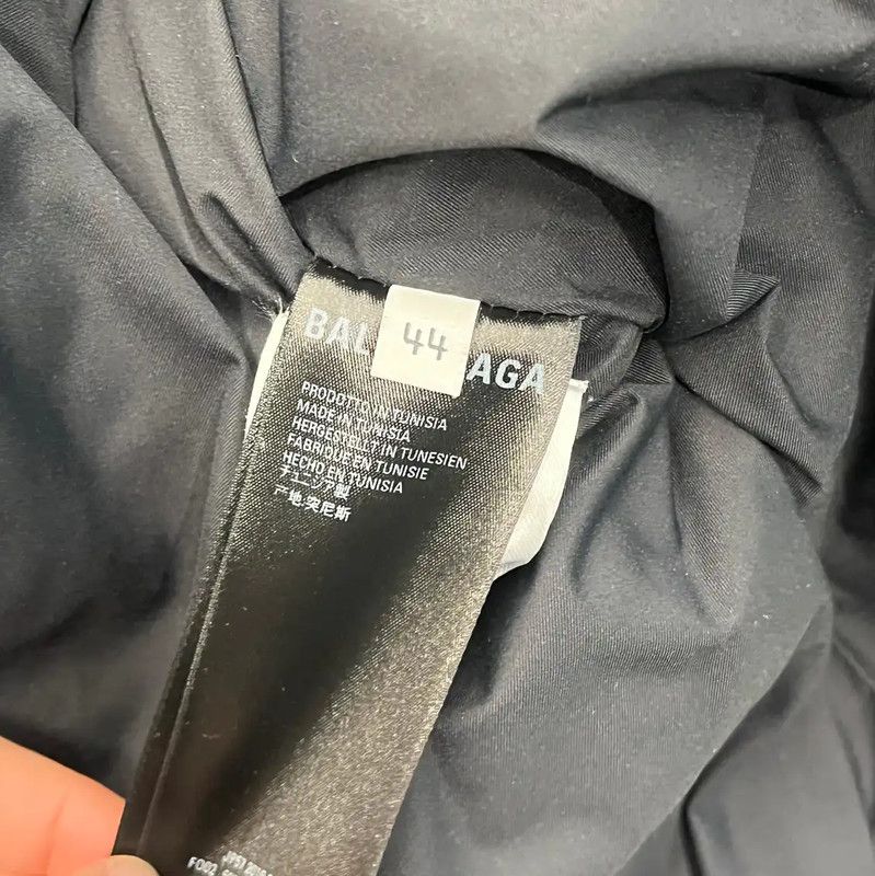 Balenciaga Balenciaga Black Logo Short Down Jacket Size XL / US 12-14 / IT 48-50 - 4 Thumbnail