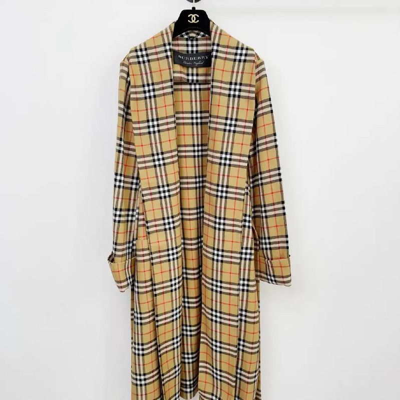 Burberry Burberry Yellow Women's Trench Coat Size XS / US 0-2 / IT 36-38 - 2 Thumbnail