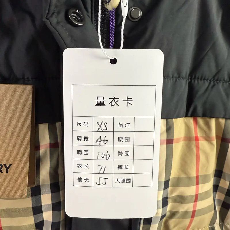 Burberry Burberry Women's Puffer Jacket in Navy Size XS / US 0-2 / IT 36-38 - 9 Thumbnail