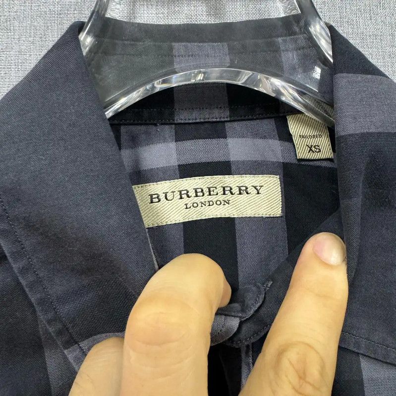 Burberry Burberry Dark Blue Cotton Men's Shirt Size US XS / EU 42 / 0 - 4 Thumbnail