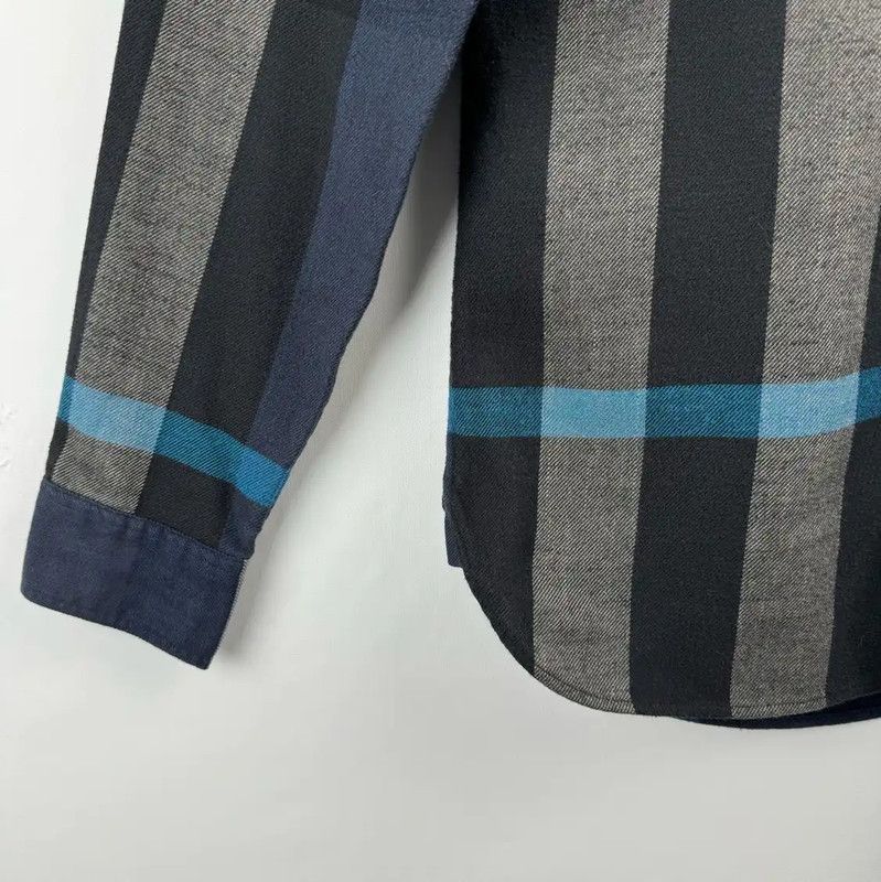 Burberry Burberry Men's Colorblock Long Sleeve Shirt Size US XL / EU 56 / 4 - 5 Thumbnail