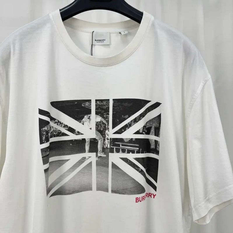 Burberry Burberry Men's Summer White Logo T-Shirt Size US L / EU 52-54 / 3 - 3 Thumbnail