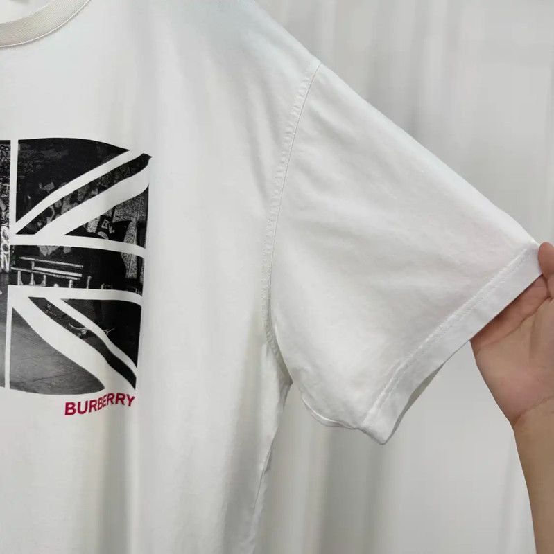 Burberry Burberry Men's Summer White Logo T-Shirt Size US L / EU 52-54 / 3 - 4 Thumbnail