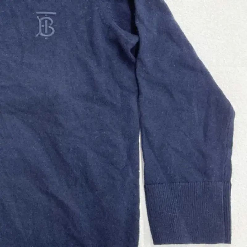 Burberry Burberry Navy Blue Cashmere Men's Knit Sweater Size US S / EU 44-46 / 1 - 3 Thumbnail