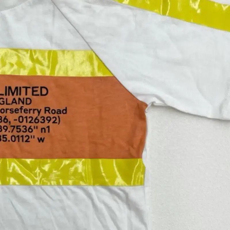 Burberry Burberry Limited White Cotton Men's T-Shirt Size US M / EU 48-50 / 2 - 3 Thumbnail