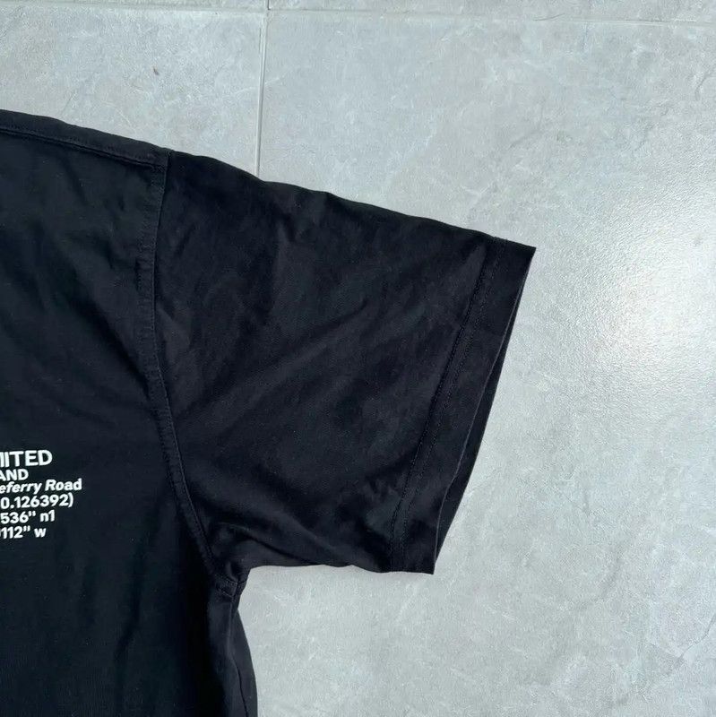 Burberry Burberry Black Men's T-Shirt Size XS Size US XS / EU 42 / 0 - 5 Thumbnail