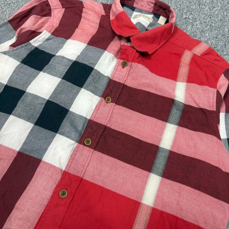 Burberry Burberry Red Long Sleeve Men's Shirt Size US L / EU 52-54 / 3 - 3 Thumbnail