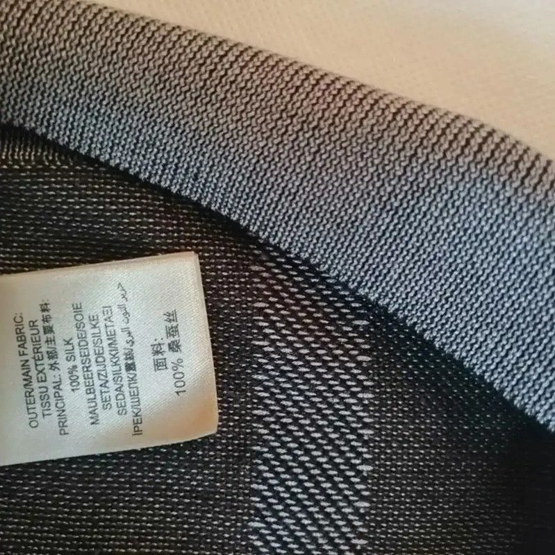 Burberry Burberry Gray Silk Check Knit Sweater Size US M / EU 48-50 / 2 - 5 Thumbnail