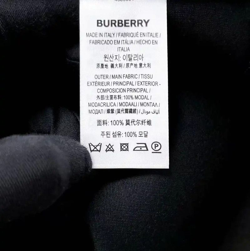 Burberry Burberry Black Logo Hoodie for Men Size US S / EU 44-46 / 1 - 5 Thumbnail