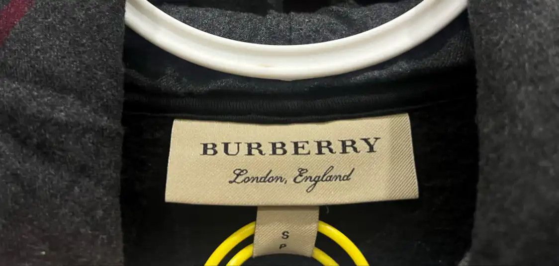 Burberry Burberry Black Cotton Hoodie for Men Size US S / EU 44-46 / 1 - 4 Thumbnail