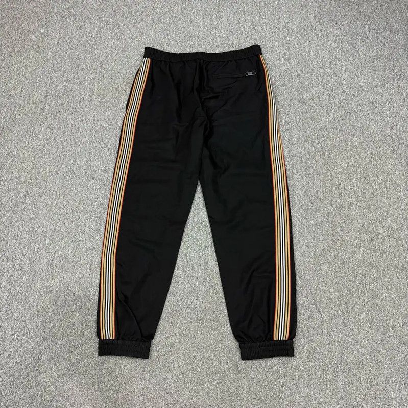 Burberry Burberry Black Casual Pants for Men Size US 32 / EU 48 - 2 Thumbnail