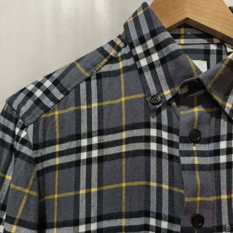 Burberry Burberry Gray Plaid Long Sleeve Shirt Size US S / EU 44-46 / 1 - 6 Thumbnail