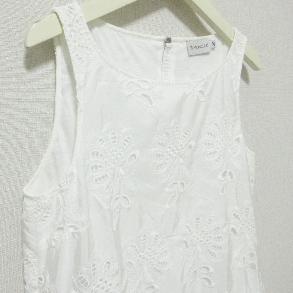 Moncler Moncler Moncler Flower Embroidery Dress Others Dresses DUTY FREE for USA Size ONE SIZE - 4 Thumbnail