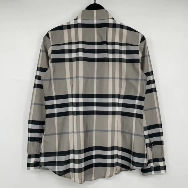 Burberry Burberry Colorblock Long Sleeve Shirt for Men Size US M / EU 48-50 / 2 - 2 Thumbnail