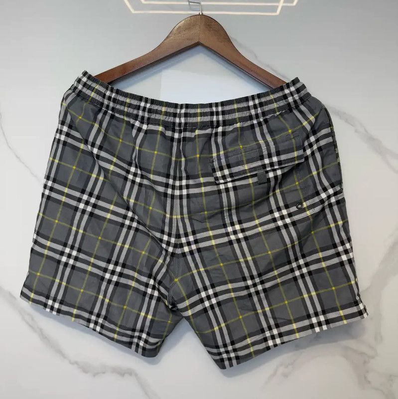 Burberry Burberry Summer Men's Black Gray Plaid Shorts Size US 28 / EU 44 - 2 Thumbnail