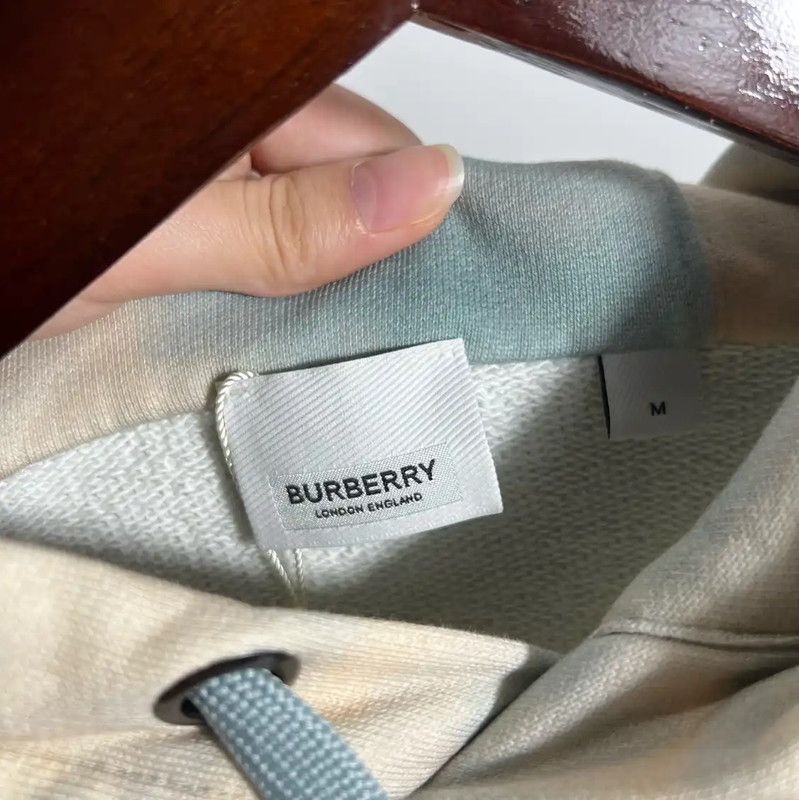 Burberry Burberry Men's Cotton Hoodie with Scenic Print Size US M / EU 48-50 / 2 - 3 Thumbnail